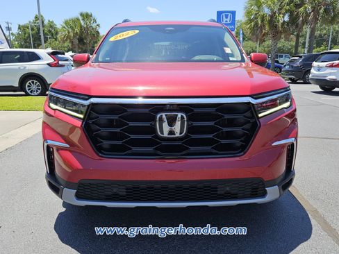 Certified 2023 Honda Pilot Elite image 8