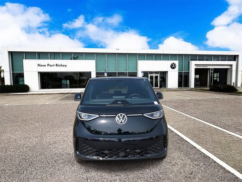 New 2025 Volkswagen ID. Buzz Pro S image 3