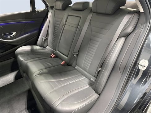 Used 2019 Mercedes-Benz S 560 4MATIC Sedan image 31