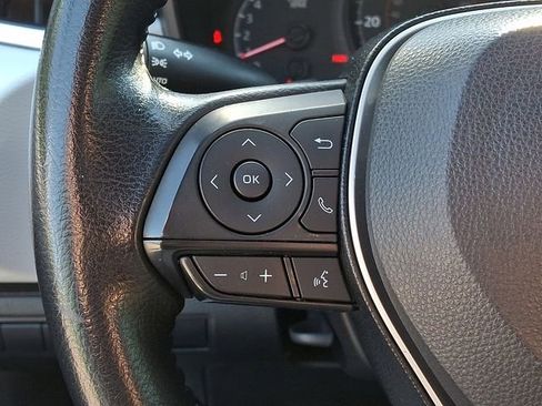 Used 2020 Toyota Corolla SE FWD image 23