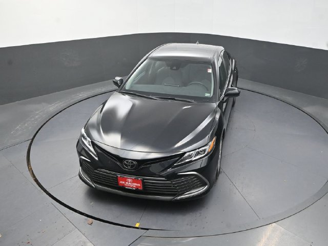 Used 2023 Toyota Camry LE AWD/4WD image 24