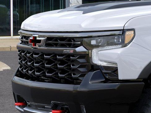 New 2026 Chevrolet Silverado 1500 ZR2 AWD/4WD image 13