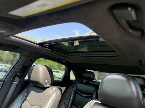 Used 2013 Cadillac XTS Platinum FWD image 14