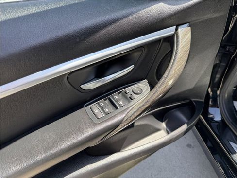 Used 2017 BMW 330i Sedan RWD image 15