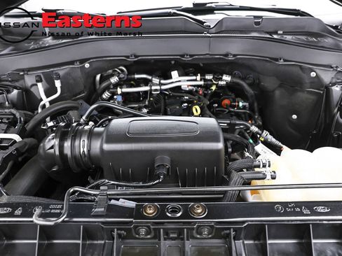 Used 2023 Ford Explorer XLT w/ Equipment Group 202A RWD image 7