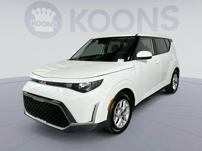Used 2024 Kia Soul LX w/ Option Group 015