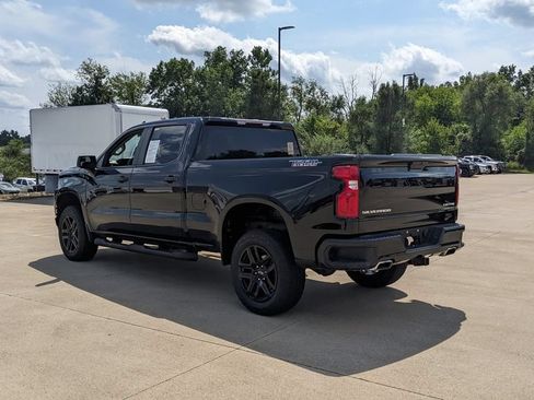 Used 2021 Chevrolet Silverado 1500 Custom Trail Boss AWD/4WD image 5