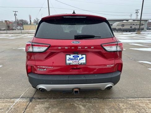 Certified 2021 Ford Escape Titanium w/ Titanium Elite Package image 4