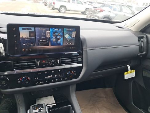 New 2026 Nissan Pathfinder Platinum w/ Lighting Package image 20