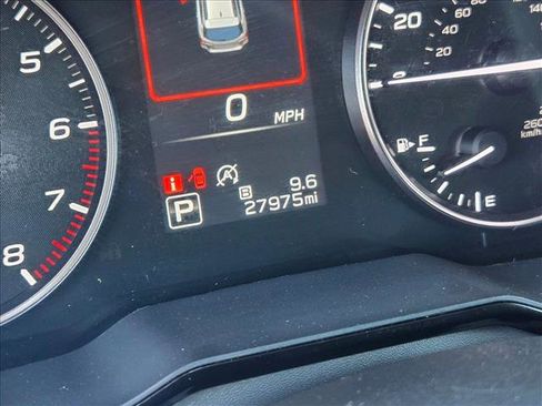 Used 2024 Subaru Outback Premium image 11