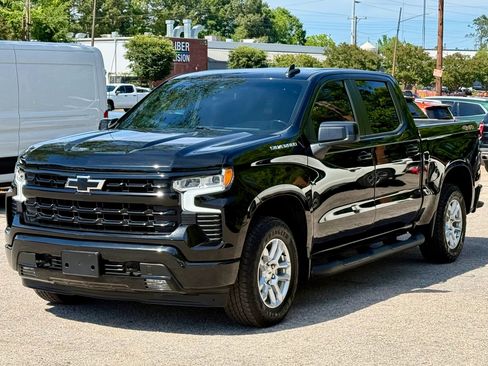 Used 2023 Chevrolet Silverado 1500 RST w/ Protection Package AWD/4WD image 2