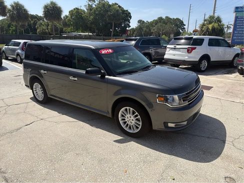 Used 2018 Ford Flex SEL w/ Equipment Group 202A FWD image 1