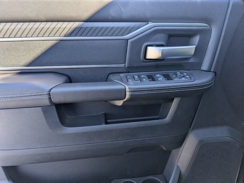 New 2026 RAM 2500 Big Horn AWD/4WD image 14