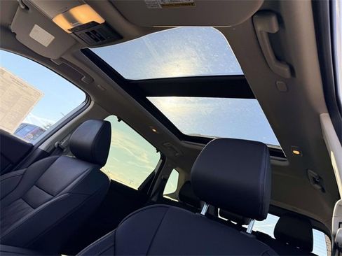 New 2026 Nissan Rogue Platinum w/ Platinum Premium Package image 17