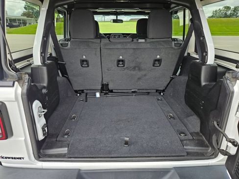 Used 2021 Jeep Wrangler Unlimited Sport AWD/4WD image 23