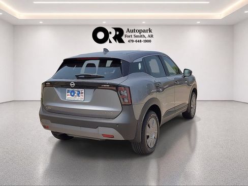 Used 2025 Nissan Kicks S AWD/4WD image 5