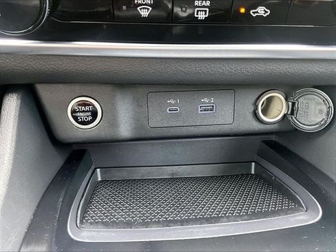 Used 2023 Nissan Rogue S AWD/4WD image 27