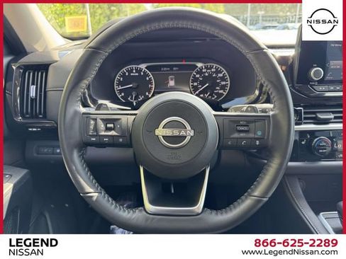 Certified 2024 Nissan Pathfinder SV AWD/4WD image 16