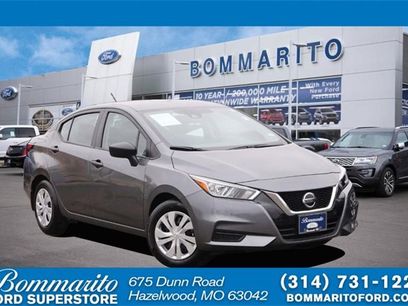 Used 2022 Nissan Versa S w/ Trunk Package