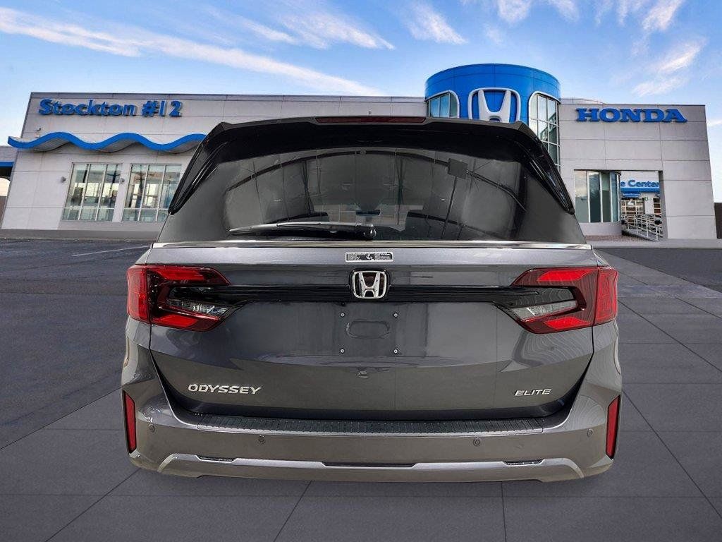New 2026 Honda Odyssey Elite image 4