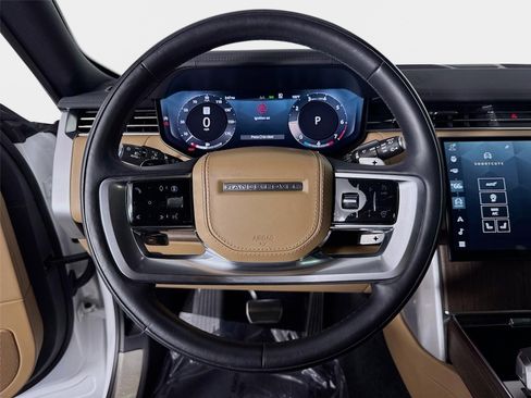 Certified 2024 Land Rover Range Rover Long Wheelbase SE AWD/4WD image 12