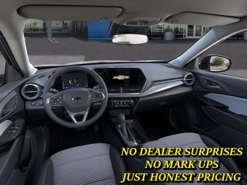 New 2026 Chevrolet Trax LT w/ Driver Confidence Package FWD image 15