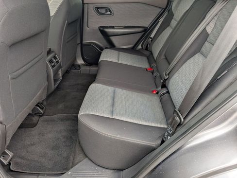 Used 2021 Nissan Rogue S image 41