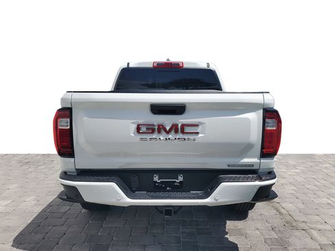 Used 2025 GMC Canyon Elevation RWD image 5