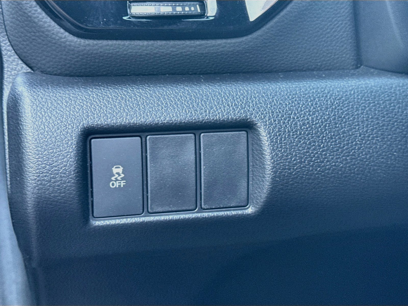 Used 2025 Honda Pilot Sport image 10