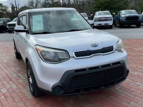 Used 2015 Kia Soul image 5