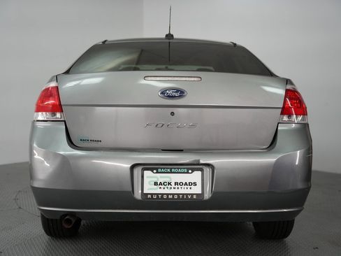 Used 2009 Ford Focus S image 8