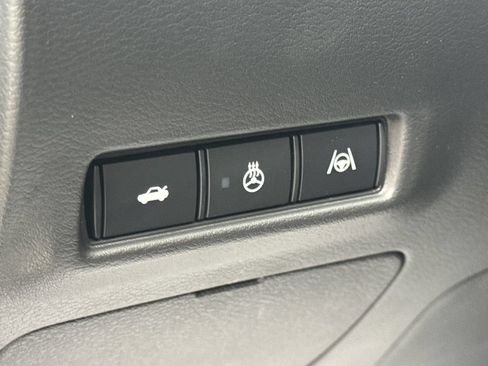 New 2026 Nissan Sentra SR w/ SR Premium Package FWD image 33