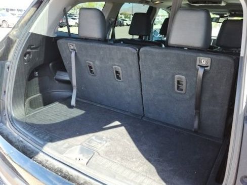 Used 2018 Honda Pilot Elite image 13