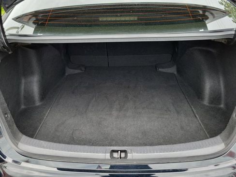 Used 2024 Toyota Corolla SE w/ SE Premium Package FWD image 11