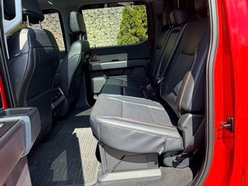 Used 2025 Ford F450 Lariat w/ Chrome Package image 10