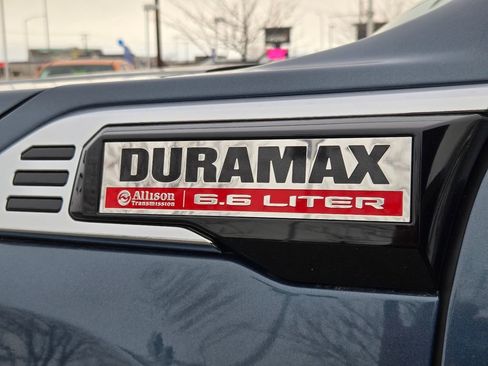 New 2025 GMC Sierra 2500 Denali w/ Denali Reserve Package image 11