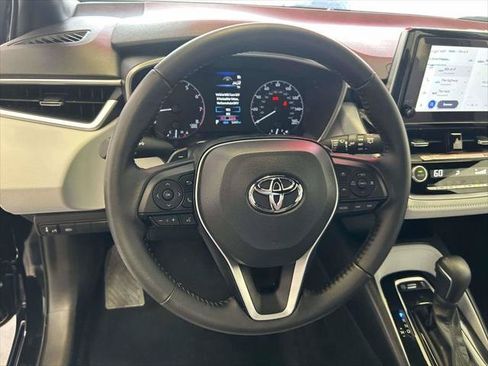 Certified 2025 Toyota Corolla SE FWD image 17