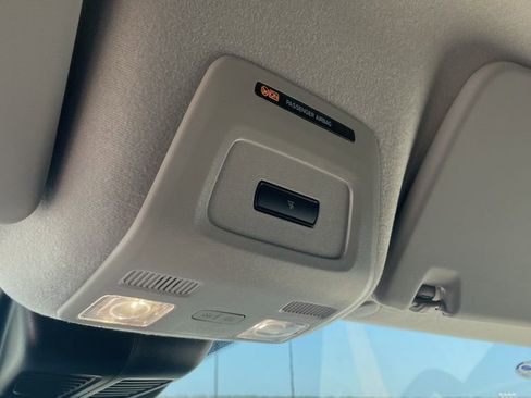 New 2025 Ford Transit 250 148 Medium Roof w/ Load Area Protection Package image 15