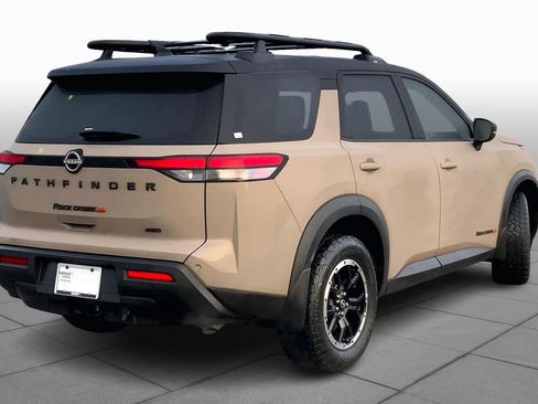 Used 2023 Nissan Pathfinder Rock Creek image 13