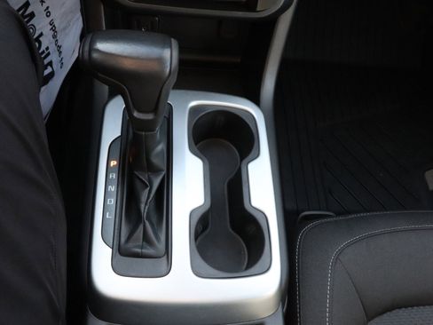 Used 2019 Chevrolet Colorado LT w/ LT Convenience Package image 15