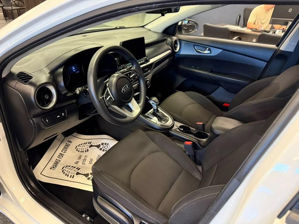 Used 2021 Kia Forte Sedan FWD image 8