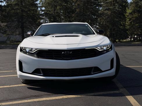 Used 2022 Chevrolet Camaro LT w/ Redline Edition RWD image 11