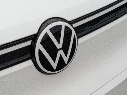 New 2026 Volkswagen ID.4 Pro AWD/4WD image 29
