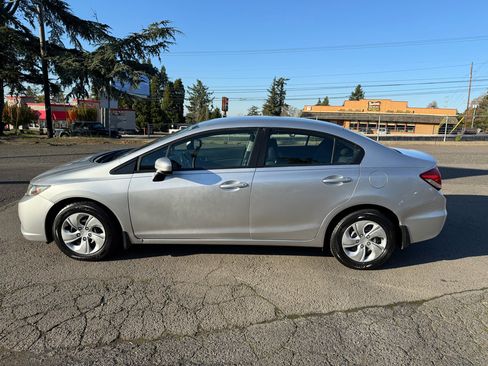 Used 2014 Honda Civic LX image 2