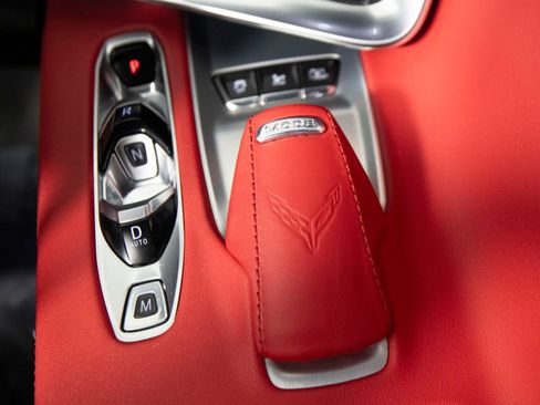 Used 2021 Chevrolet Corvette Stingray Preferred Cpe w/ Engine Appearance Package RWD image 23