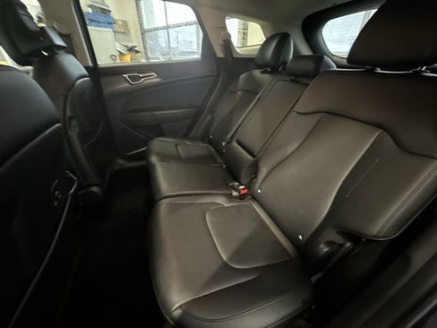 Used 2023 Kia Sportage EX FWD image 26