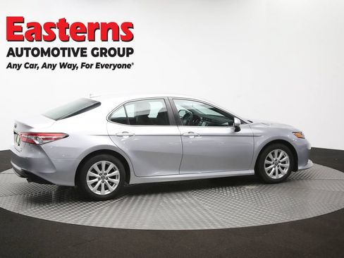 Used 2020 Toyota Camry LE FWD image 40