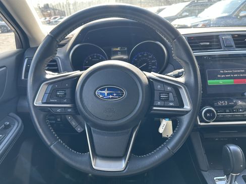 Used 2019 Subaru Outback 2.5i Premium image 13