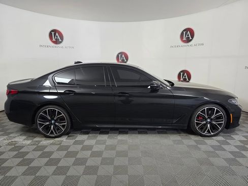 Used 2023 BMW M550i xDrive w/ Executive Package AWD/4WD image 3
