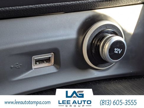 Used 2019 Alfa Romeo Stelvio image 23